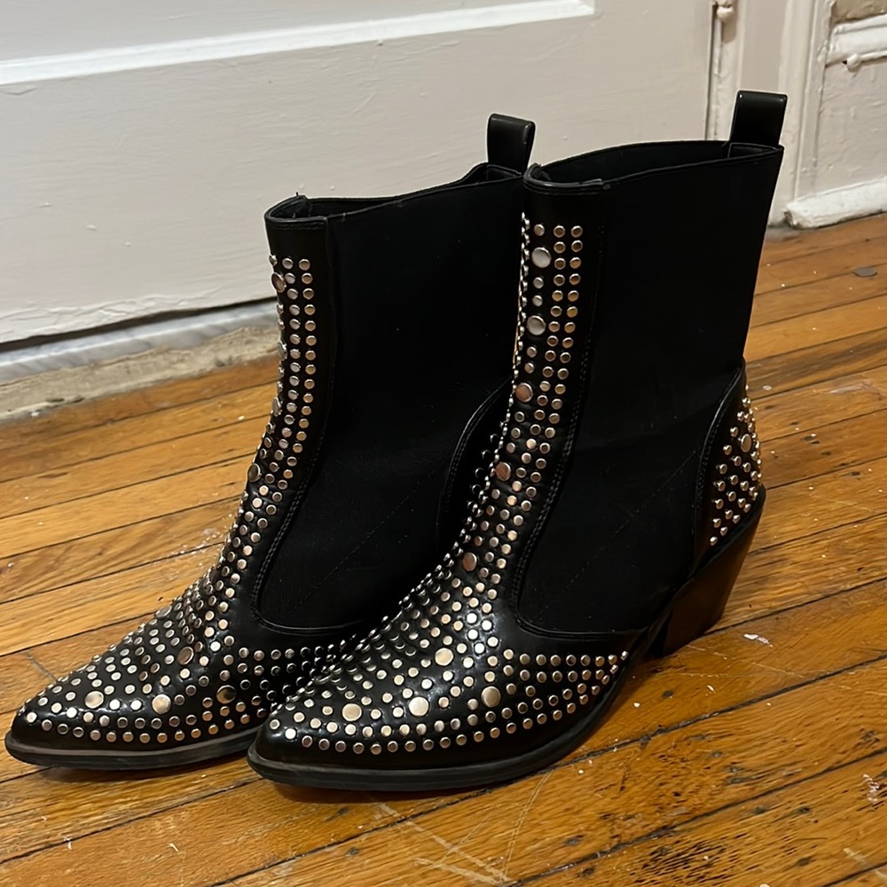Studded cowboy boots